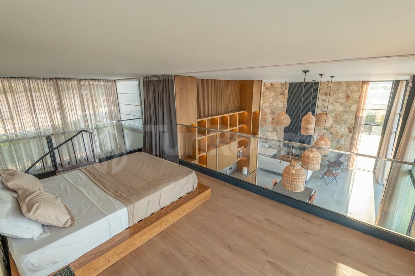 slider-image